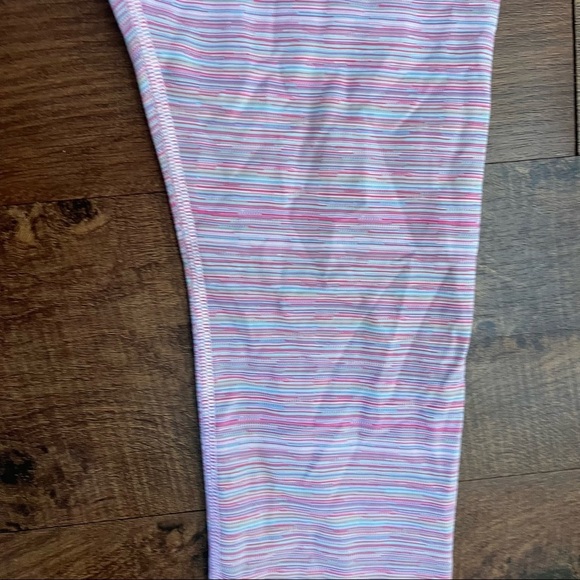 Ivivva by lululemon girls cropped leggings Sz 12 pink purple stripe multicolored - Picture 3 of 7